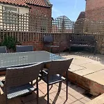 Award Winning Pet Friendly Paddock Cottage