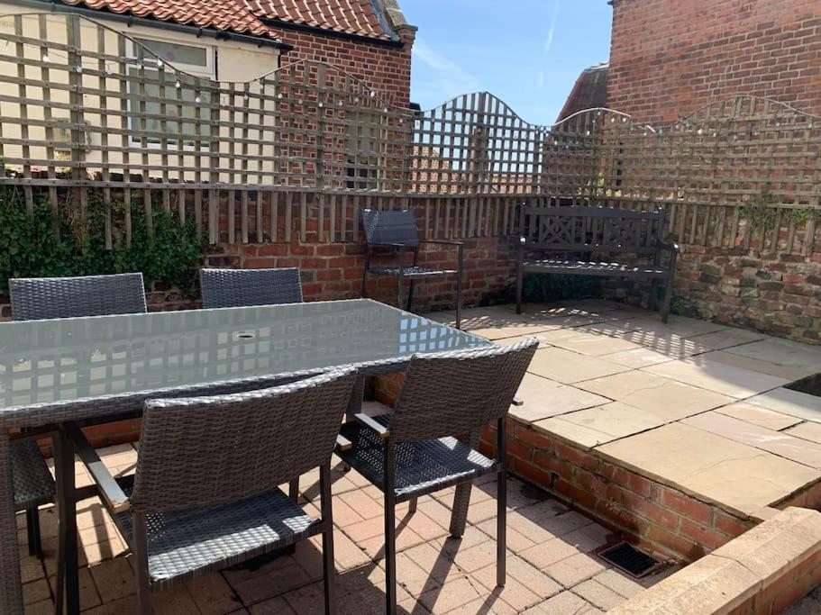 Award Winning Pet Friendly Paddock Whitby