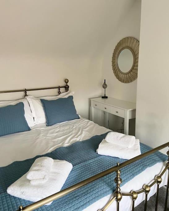 Award Winning Pet Friendly Paddock Holiday home