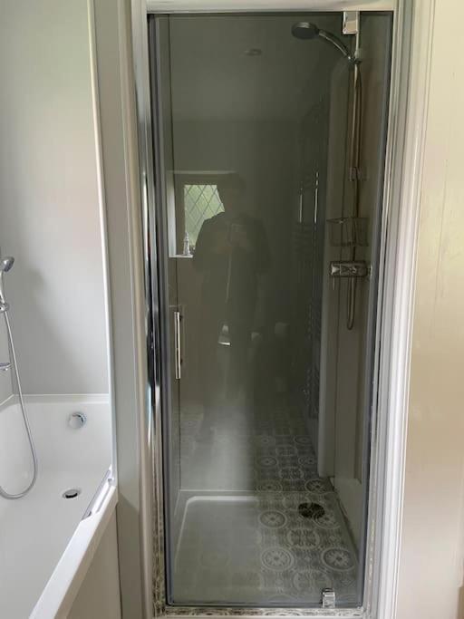 Award Winning Pet Friendly Paddock * Whitby