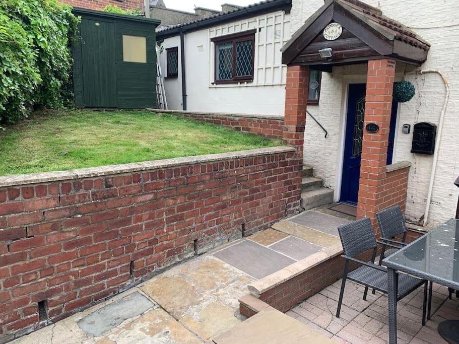 Award Winning Pet Friendly Paddock Holiday home