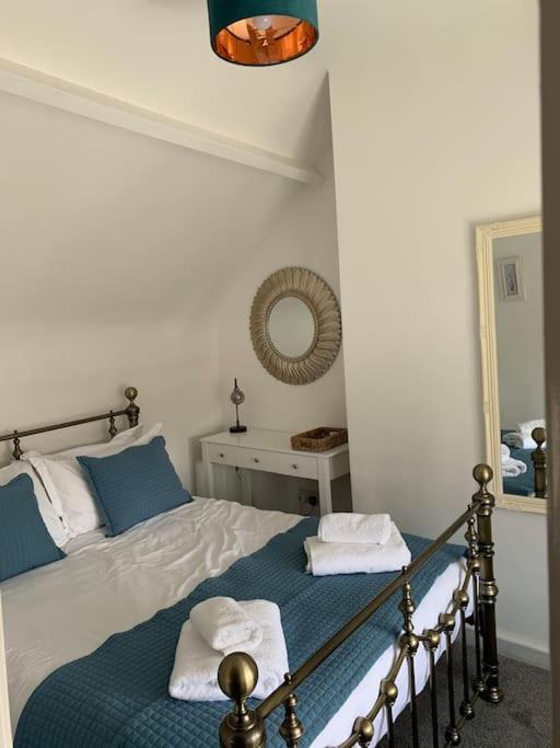Award Winning Pet Friendly Paddock Holiday home Whitby
