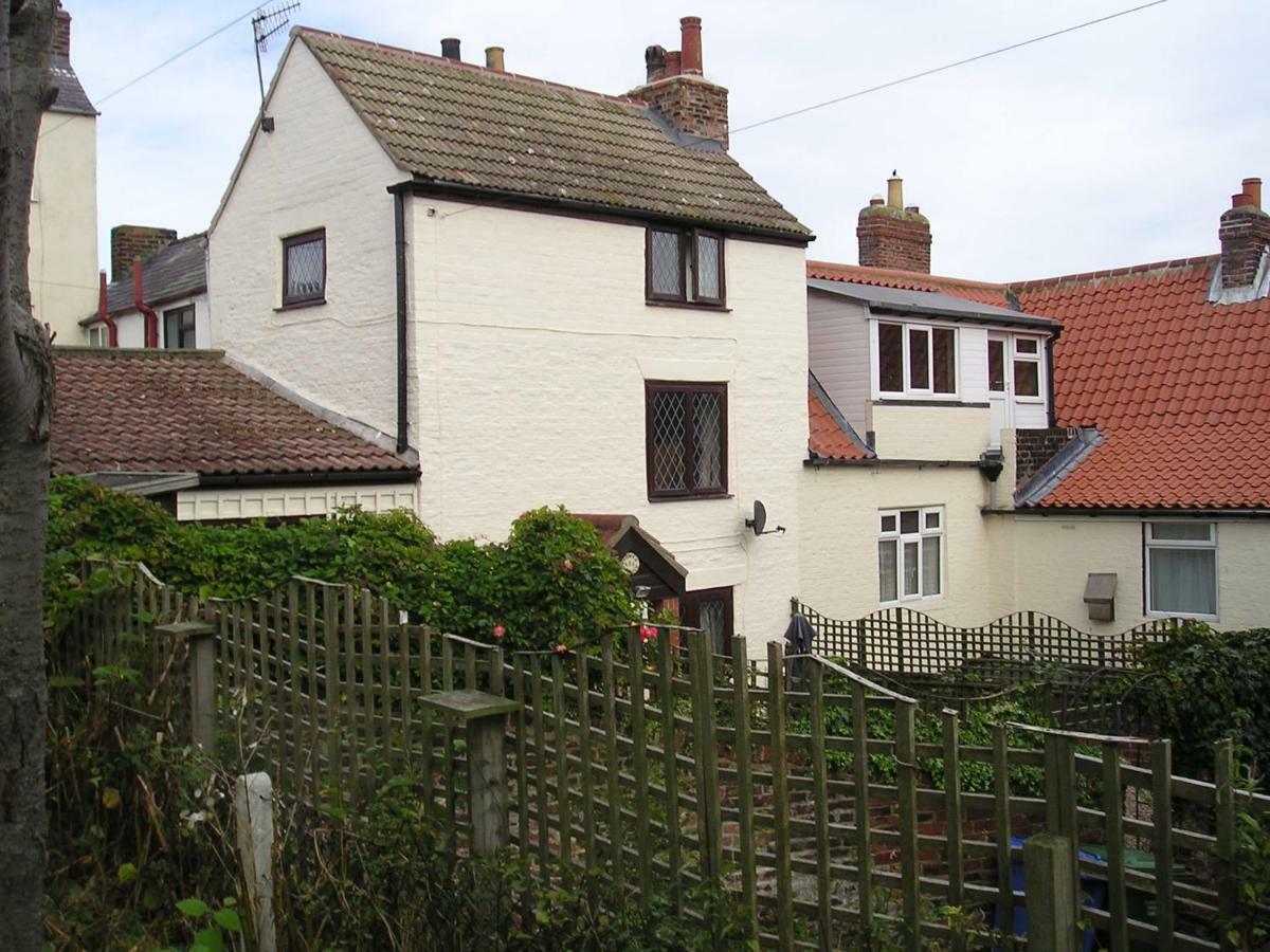 Award Winning Pet Friendly Paddock Holiday home Whitby